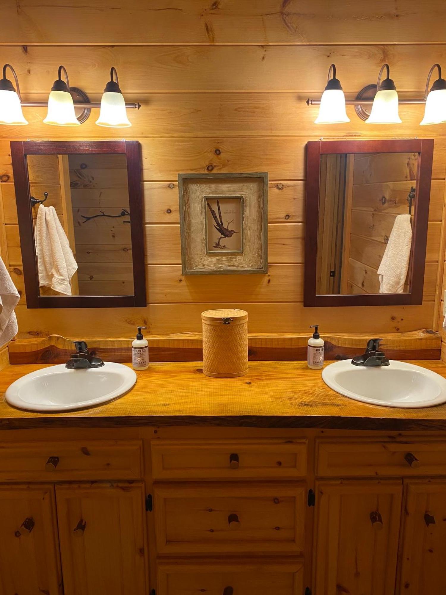 The Cozy Lazy Laurel With Year-Round Mountain Views, Hot Tub, Fire Pit Villa Cherry Log Luaran gambar