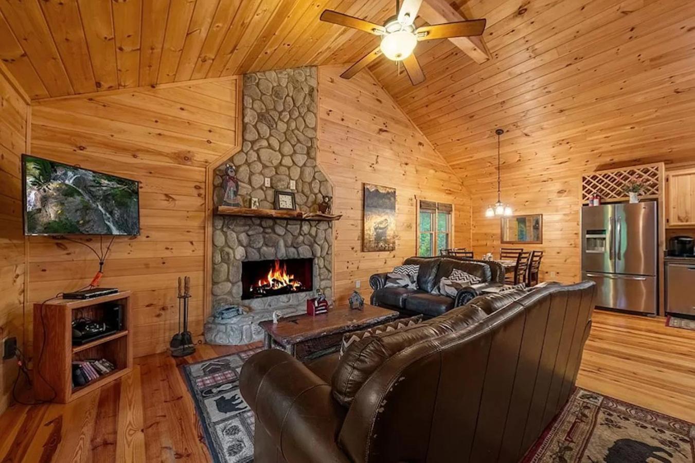 The Cozy Lazy Laurel With Year-Round Mountain Views, Hot Tub, Fire Pit Villa Cherry Log Luaran gambar