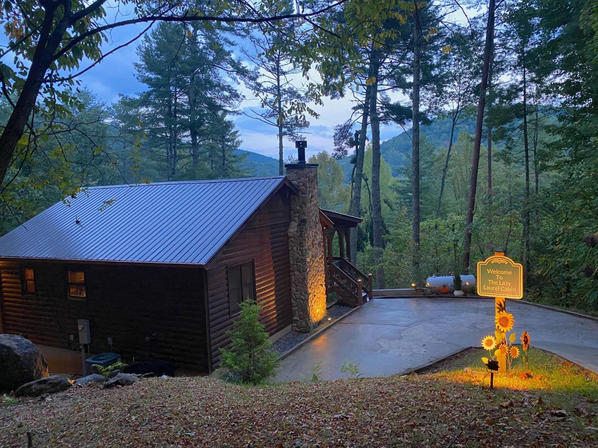 The Cozy Lazy Laurel With Year-Round Mountain Views, Hot Tub, Fire Pit Villa Cherry Log Luaran gambar